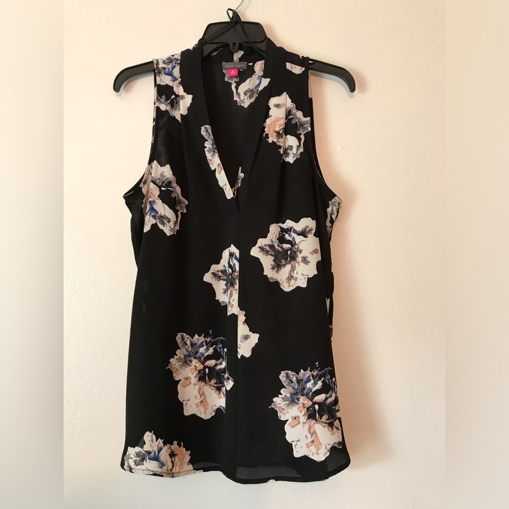 Vince Camuto Womens Sleeveless V-neck Top Sz M Black Floral